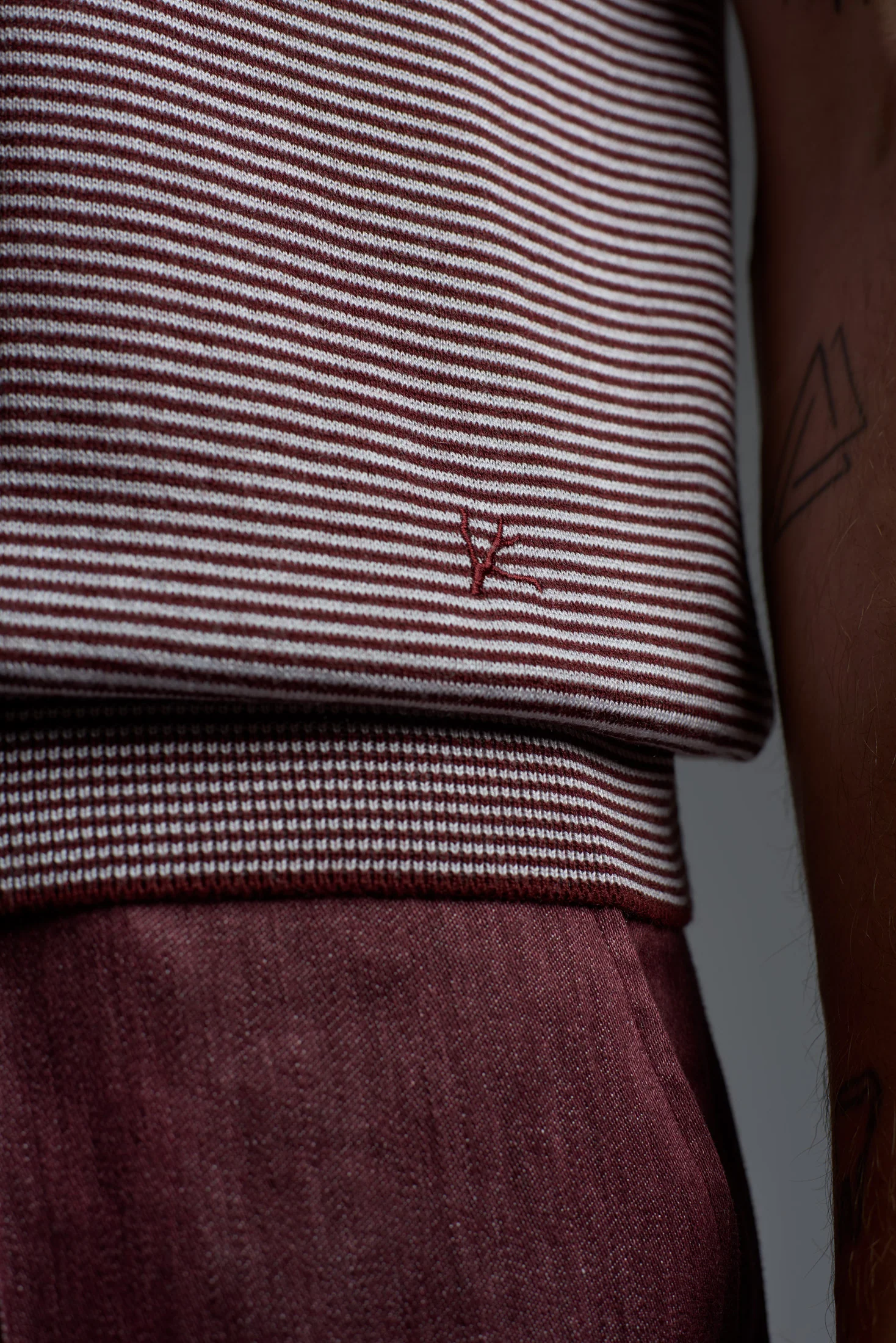 Silk and Cashmere Microstripes Open Collar Polo - Image 8