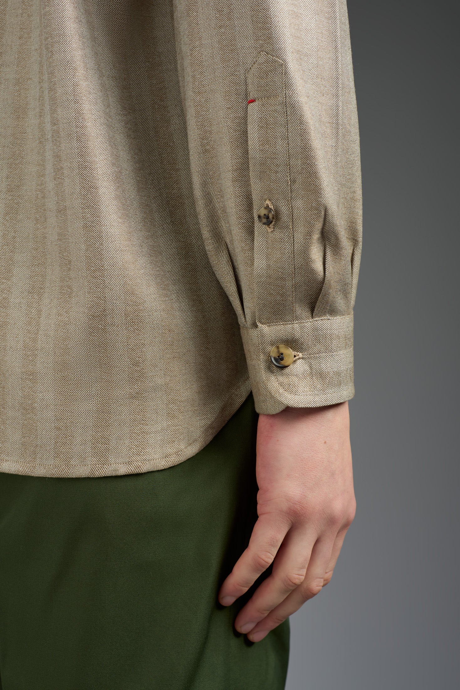Natural Cashmere Linen Four Pockets Overshirt - Image 4