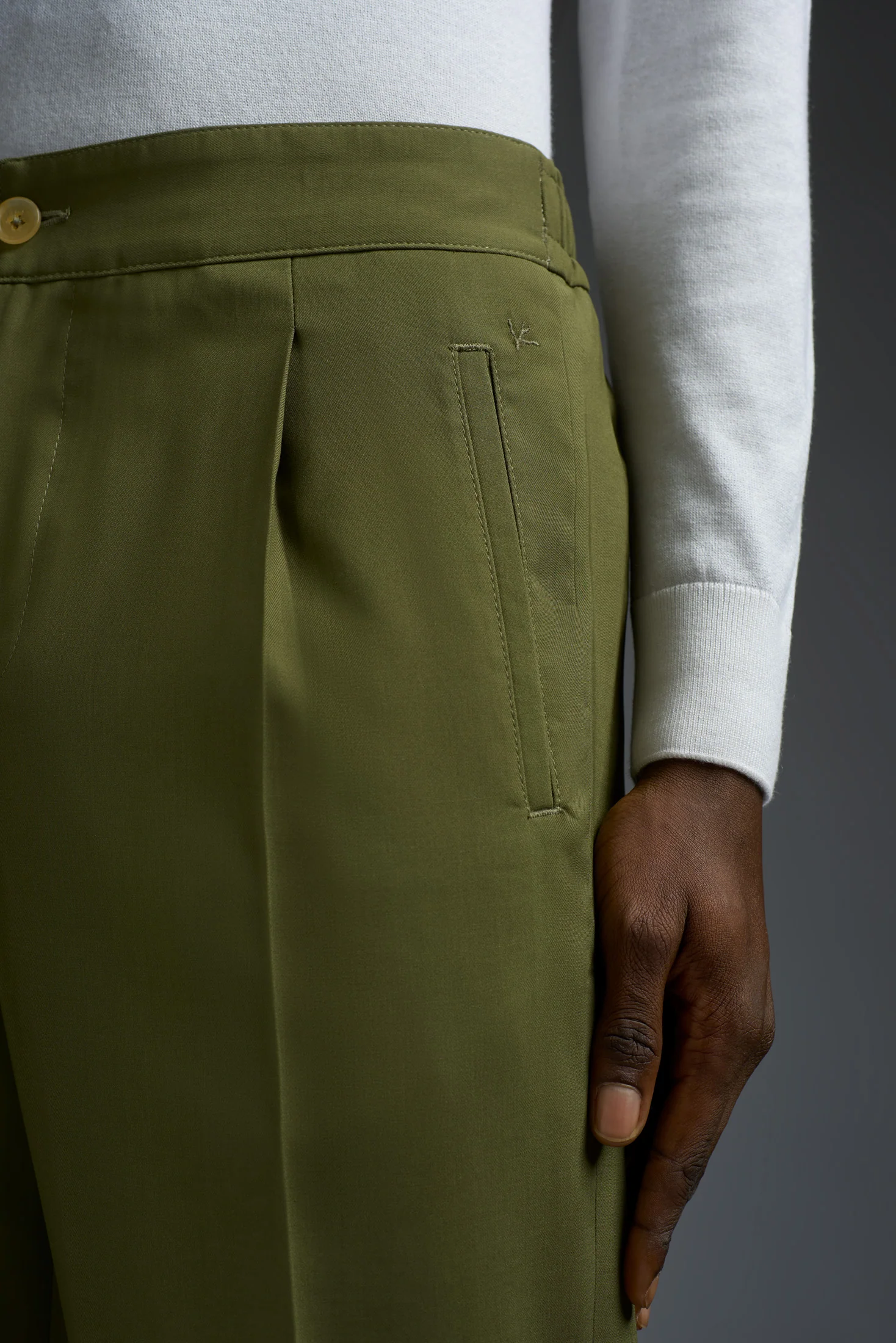 Cotton Silk Single Pleated Comfort Pants - Image 3