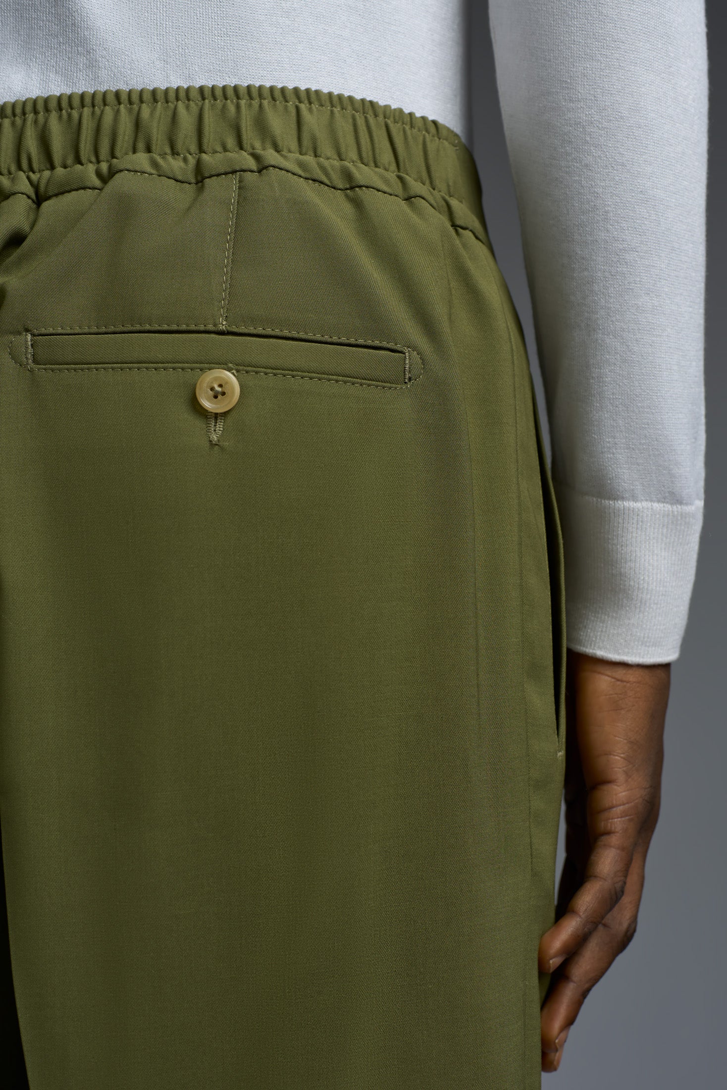 Cotton Silk Single Pleated Comfort Pants - Image 4